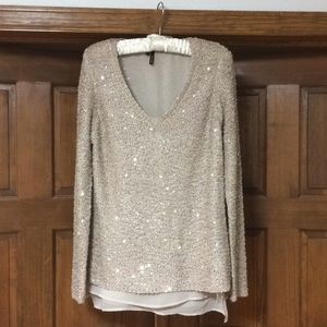 Sparkling sequin V-neck pullover